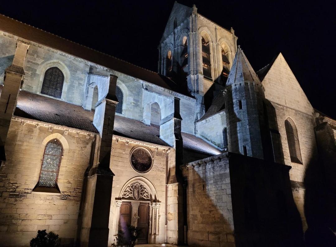 Le Panoramique Auvers Exteriör bild